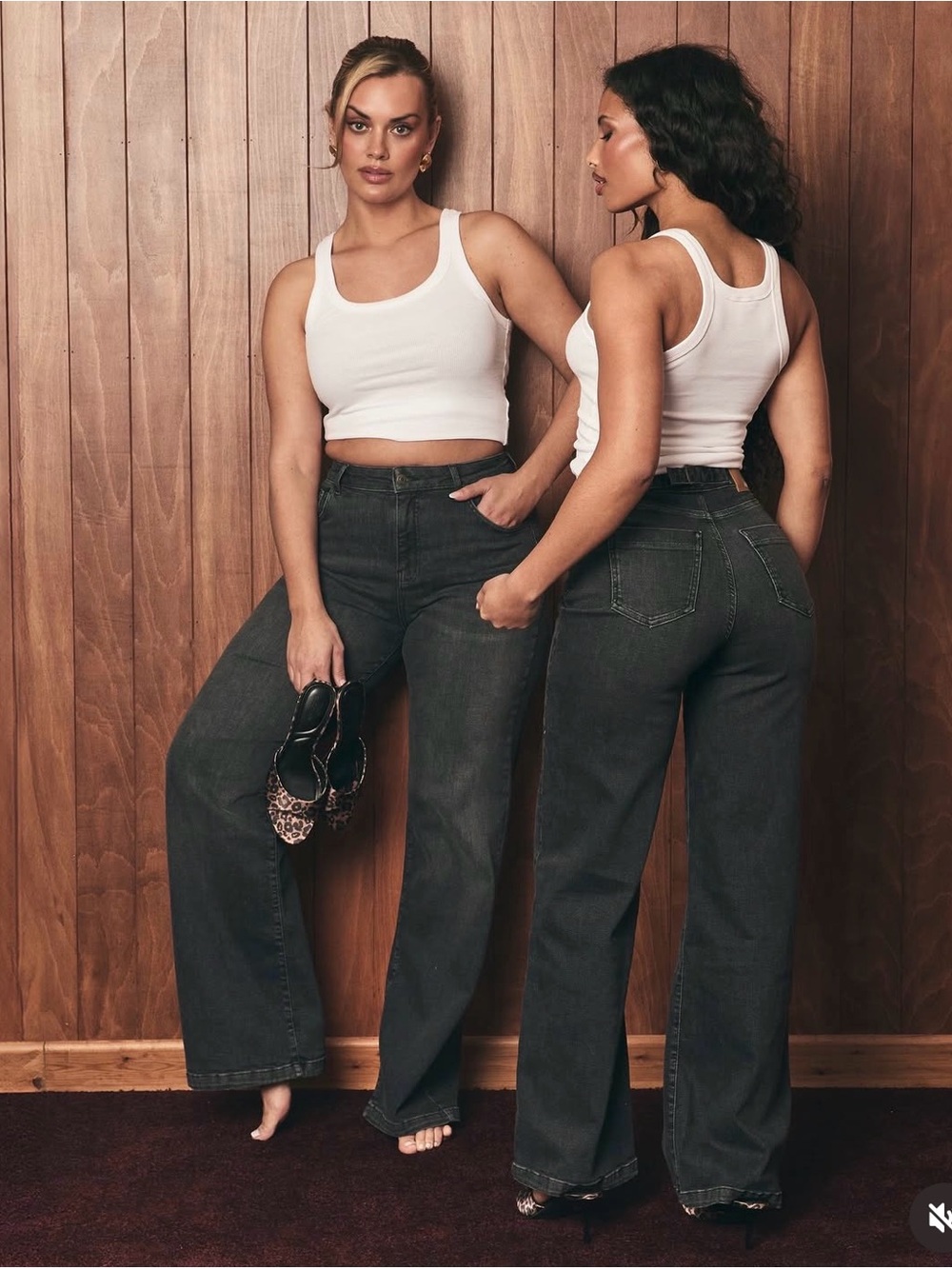 NWT Ambela Straight-Leg Jeans in Washed Black
